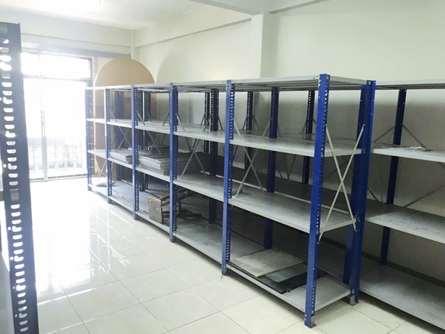 MRTรามอินทรา40 4แอร์ ให้เช่า-ขาย อาคารพาณิชย์ หัวมุม 4 ชั้น รีโนเวทใหม่ ปากซอย รามอินทรา61-67 18ตรว. 285 ตรม.