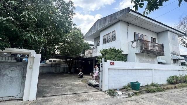 POR3206 ให้เช่า บ้านตามสภาพ เนื้อที่ 90 ตรว.ซอยลาดปลาเค้า 52 ลาดพร้าว ใกล้เกษตรนวมินทร์ ใกล้วัดลาดปลาเค้า เดินทางสะดวก