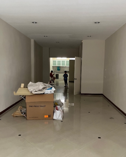  ให้เช่าด่วน อาคารพาณิชย์ 3.5 ชั้น พระรามที่ 3 ซอย 17  ใกล้เทอร์มินอล 21