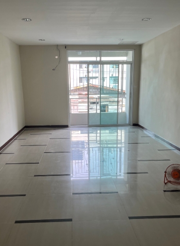  ให้เช่าด่วน อาคารพาณิชย์ 3.5 ชั้น พระรามที่ 3 ซอย 17  ใกล้เทอร์มินอล 21