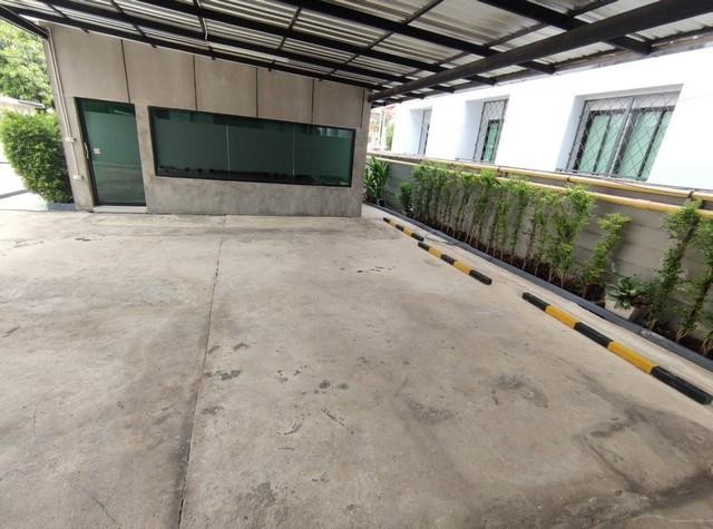 ให้เช่าพื้นที่สำนักงาน เฉพาะชั้นที่ 3 ซอยรามอินทรา 39 มีที่จอดรถ 5-6 คัน