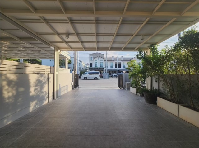 ขายทาวน์โฮม 2 ชั้น 28 ตรว. 3 ห้องนอน โครงการ Indy บางนา รามคำแหง2 ใกล้สวนส่วนกลาง ทั้งสองจุดของโครงการ ใกล้เมกะบางนา