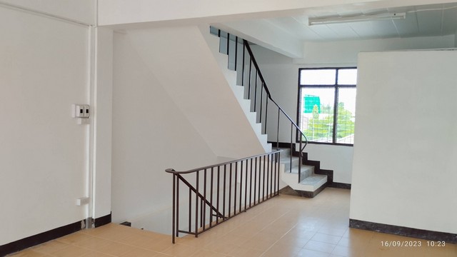 ขายด่วน อาคารพาณิชย์ย่านดอนเมือง (ฟรีค่าโอน) แขวงดอนเมือง เขตดอนเมือง 