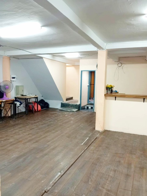 ตลาดห้วยขวาง ถ.รัชดา1-11 150ม. เหม่งจ๋าย ให้เช่าอาคารพาณิชย์ใหญ่ 3ชั้น 30ตรว. สามารถตกแต่งร้าน 360 ตรม. ต่อรองได้ 4นอน 4น้ำ