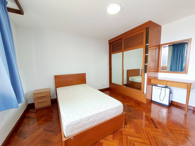 Sale Monterey Place Sukhumvit 16 ชั้น 14 ห้องมุม ตกแต่งพร้อมอยู่ วิวไม่มีตึกบล็อค ใกล้ MRT สถานีศูนย์ประชุมสิริกิติ์