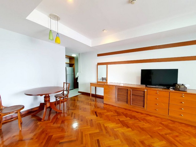 ให้เช่า คอนโด Monterey Place สุขุมวิท 16 ห้องมุม 80.75 ตร.ม ชั้น 14 พร้อมอยู่ ใกล้ MRT สถานีศูนย์ประชุมสิริกิติ์