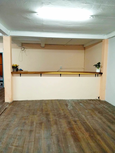 เหม่งจ๋าย ถ.รัชดา1-11 150ม. ตลาดห้วยขวาง  ให้เช่าอาคารพาณิชย์ใหญ่ 3ชั้น 30ตรว. สามารถตกแต่งร้าน 360 ตรม. ต่อรองได้ 4นอน 4น้ำ