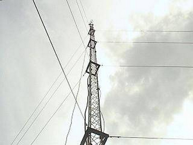 ให้เช่ากิจการวิทยุชุมชนแถวสนามบินน้ำ นนทบุรี  สถานที่สถานีวิทยุ ออกอากาศถูกต้อง ทำต่อได้เลย โทร 083-0052952