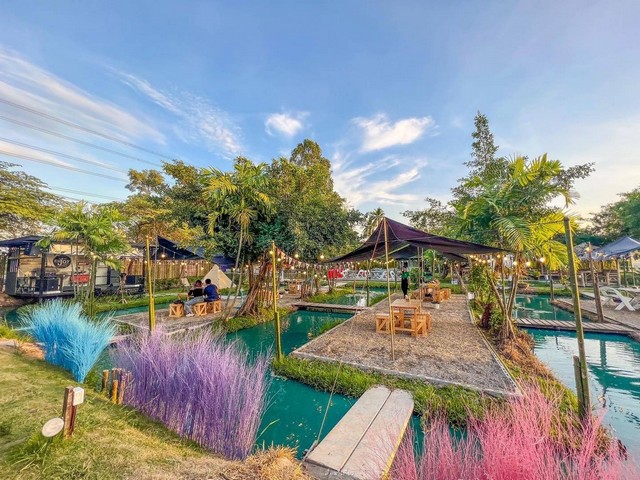 เซ้งร้านอาหารกึ่งร้านเหล้า ร้านชิวแนวแคมป์ปิ้ง ถนน บางไผ่ หนองเผางาย  ตำบล บางคูรัด อ บางบัวทอง จ.นนทบุ