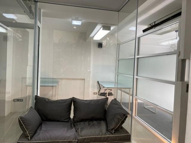 ให้เช่าพื้นที่สำนักงานทำออฟฟิศ ย่าน ทาวน์อินทาวน์ ศรีวรา ถนน ประดิษฐ์มนูญธรรม