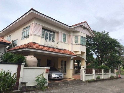 บ้านสวยพิกัดศรีราชาหนองยายบู่ ขายบ้านเดี่ยว ราคามิตรภาพ พื้นที่เยอะ ทำเลดี  เพียง 500 ม.จากสี่แยกไฟแดงหนองยายบู่-มอเตอร์เวย์