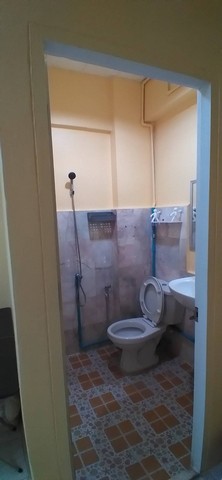 ขายด่วนมาก นิรันดร์คอนโด ลาดพร้าว101 แยก36 ชั้น 1 ตึก D  ติดถนน เจ้าของขายเอง  ไม่มีนายหน้า