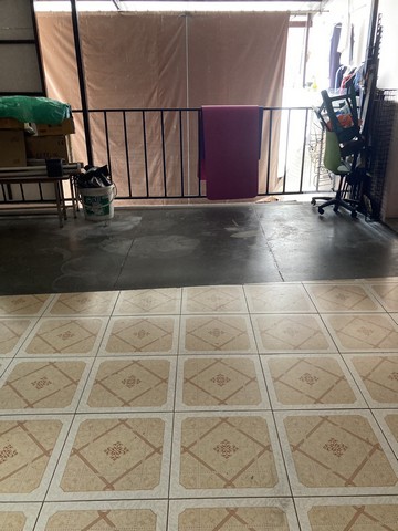 ขายอาคารพาณิชย์  ย่านสาธุประดิษฐ์ สาทร สีลม ใกล้จุดขึ้นลงทางด่วน ใกล้เซ็นทรัลพระราม3   ทำเลดีติดถนน 2 ด้าน 3 ชั้น เข้าออกได้หลายทาง