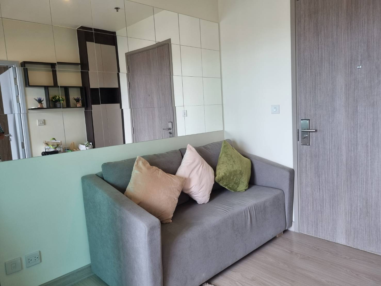 ขายถูกด่วน คอนโด The Gallery Bearing ใกล้ BTS แบริ่งเพียง 500 เมตรเท่านั้น!!