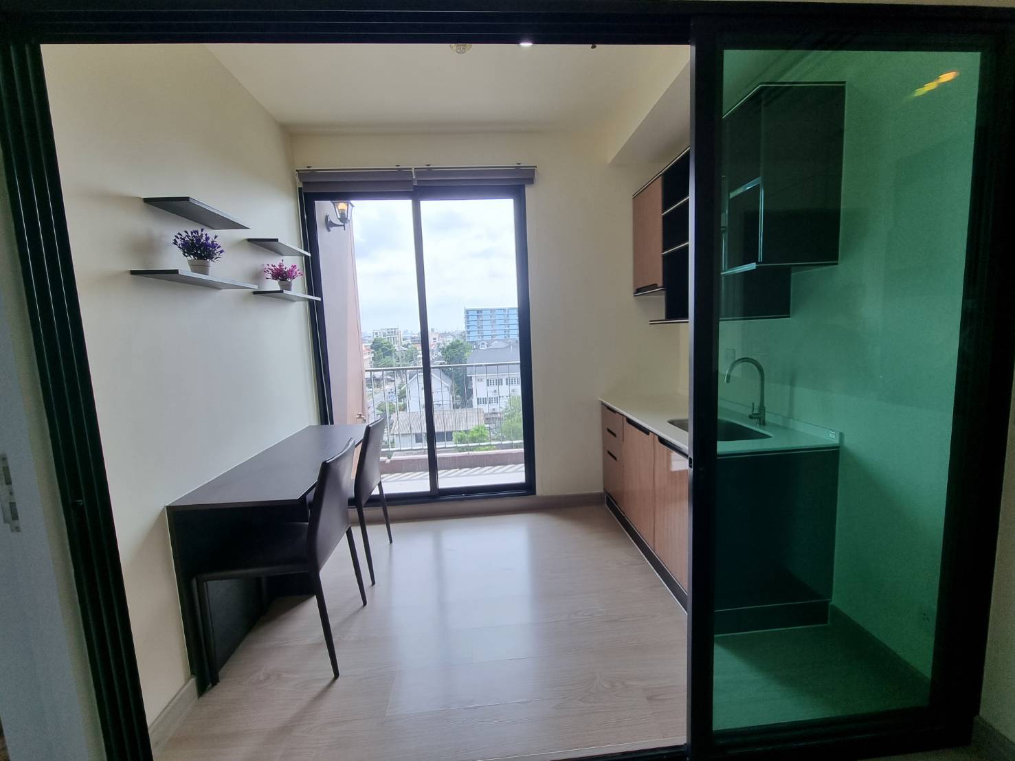 ขายถูกด่วน คอนโด The Gallery Bearing ใกล้ BTS แบริ่งเพียง 500 เมตรเท่านั้น!!