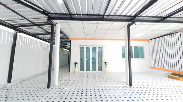  ขายทาวน์เฮ้าส์ 2 ชั้นหมู่บ้านพฤกษา14A หลังมุมในพื้นที่ส่วนตัว