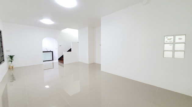  ขายทาวน์เฮ้าส์ 2 ชั้นหมู่บ้านพฤกษา14A หลังมุมในพื้นที่ส่วนตัว