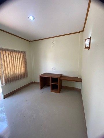 ขายด่วน ที่ดิน 256 ตน.วา + รีสอร์ท   เป็นแหล่งเศรษฐกิจ ใจกลางเมืองระนอง  ZW254
