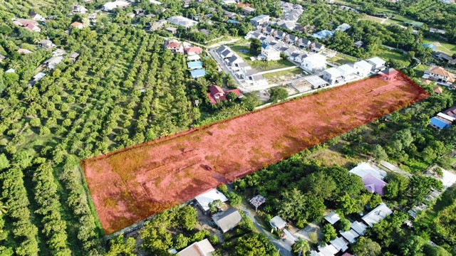 ที่ดินเปล่าพร้อมสาธารณูปโภคครบครันเหมาะสร้างบ้าน  ตั้งอยู่ใกล้หมู่บ้านจัดสรร