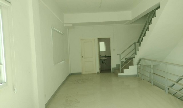 ขายอาคารพาณิชย์   หมู่บ้านเดอะริช ทาวน์ สระบุรี (PKK04-05934)