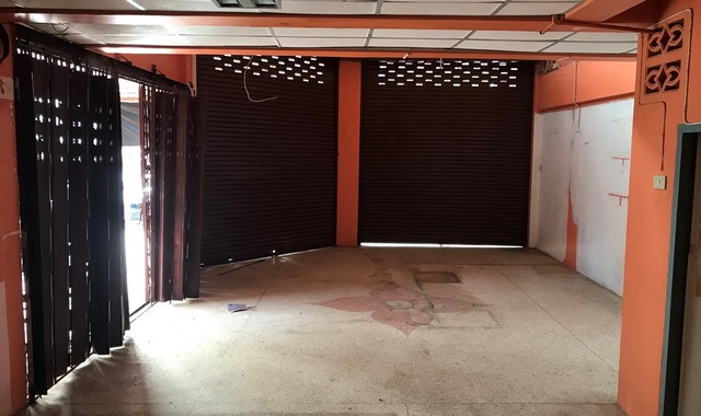 ขายอาคารพาณิชย์  อำเภอเมืองมุกดาหาร  มุกดาหาร (PKK04-05817) 