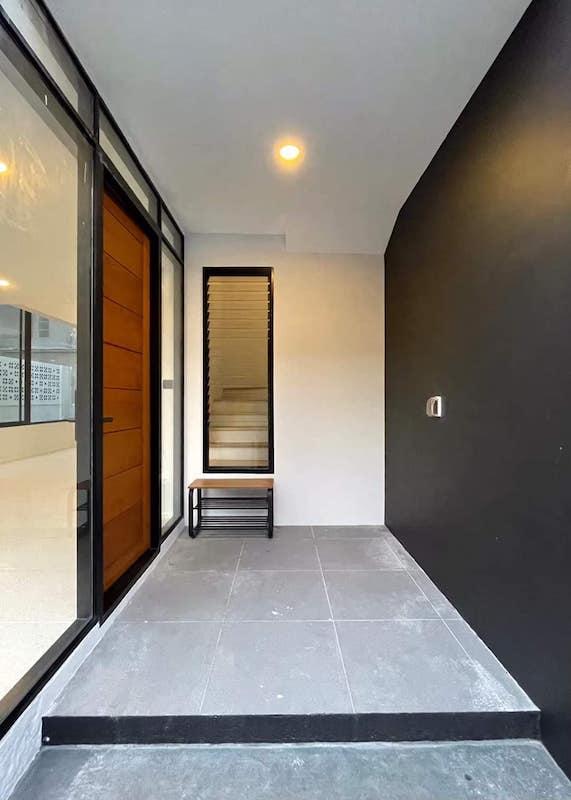 EPL-HR2694 ให้เช่า-ขายโฮมออฟฟิศ 3.5 ชั้น ซอยประเสริฐมนูกิจ 15 บริทลอฟท์ ไพร์ม Britloft Prime เกษตร-นวมินทร์ พื้นที่ใช้สอย 280 ตารางเมตร