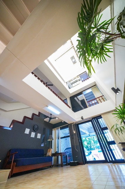 อยู่อาศัยและโฮมออฟฟิศ  อารีย์ BTSสนามเป้า ให้เช่าสำนักงาน3 ชั้น 66 ตรว. 3นอน 4น้ำ 2จอดรถ 3แอร์ 