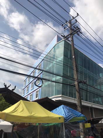 ขายอาคารพาณิชย์ 4ชั้น 3คูหา ทำเลทอง ติดถนนไปริมเมย