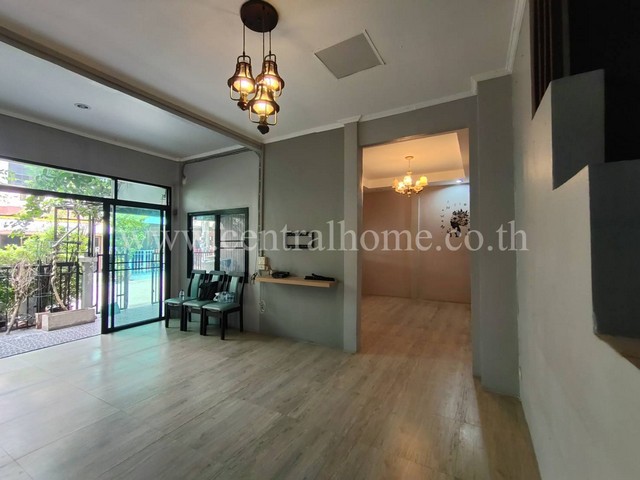 R1 ทาวน์เฮ้าส์ 2 คูหา บ้านฟ้ารังสิต คลองสี่ ใกล้ สวนสนุกดรีมเวิลด์