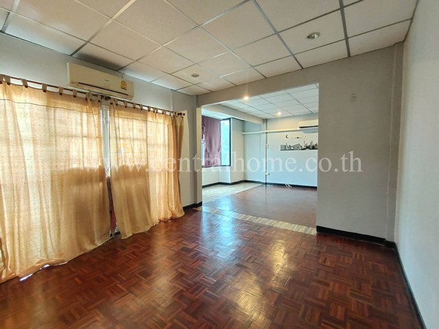 R1 ทาวน์เฮ้าส์ 2 คูหา บ้านฟ้ารังสิต คลองสี่ ใกล้ สวนสนุกดรีมเวิลด์