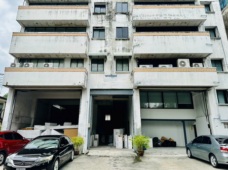 อาคารพาณิชย์ 5 ชั้น ซอยศูนย์วิจัย 4 (พระรามเก้า ซอย 26)  แขวงบางกะปี เขตห้วยขวาง กรุงเทพมหานคร  