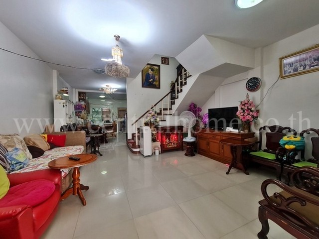 ทาวน์โฮม The Time Pavilion Village กรุงเทพ-นนท์ 37 ใกล้ MRT สถานีวงศ์สว่าง