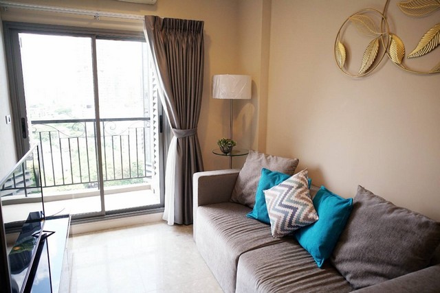 ให้เช่า คอนโด The Crest สุขุมวิท 34 ใกล้ห้าง Emporium Emquatier 35 ตร.ม ชั้น 16 ติดรถไฟฟ้า BTS ทองหล่อ