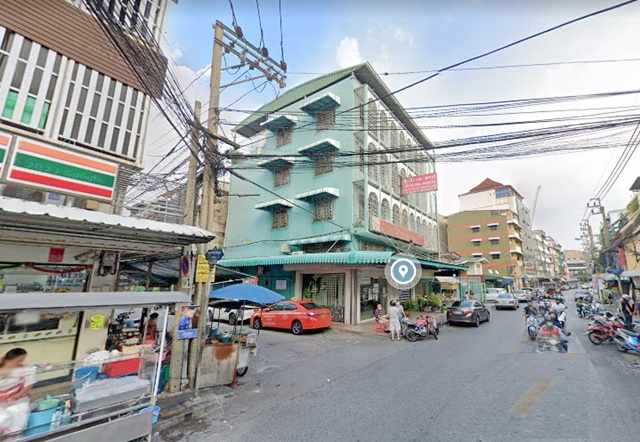 เซ็นทรัลพระราม 3 โลตัส ให้เช่าอาคารพาณิชย์ 4 ชั้น 2 คูหา จดทะเบียนบริษัทได้ สาธุประดิษฐ์ 52-62 32ตรว. 7นอน 4น้ำ 2จอดรถ