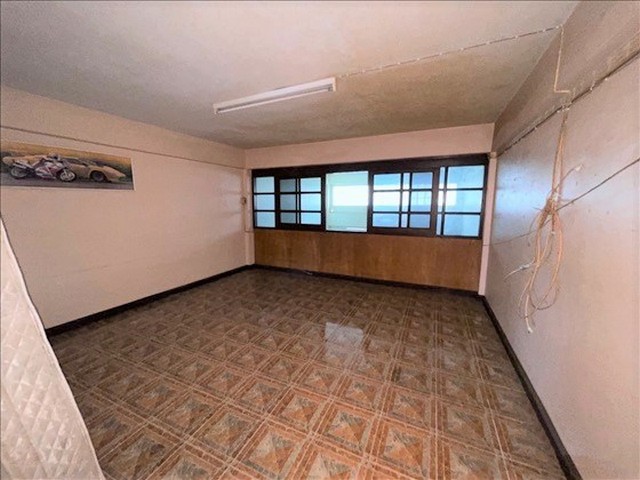 ขายอาคารพาณิชย์  อำเภอเมืองสมุทรสาคร  สมุทรสาคร  (PKK04-05746) 