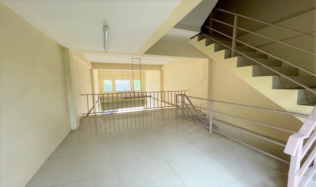 ขายอาคารพาณิชย์  อำเภอกระทุ่มแบน  สมุทรสาคร (PKK04-05838)