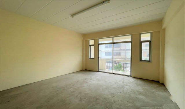 ขายอาคารพาณิชย์  อำเภอกระทุ่มแบน  สมุทรสาคร (PKK04-05838)