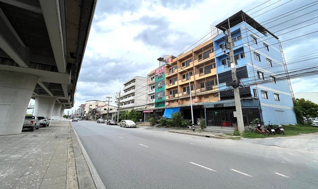 ขายอาคารพาณิชย์   อำเภอกระทุ่มแบน สมุทรสาคร (PKK04-05232)