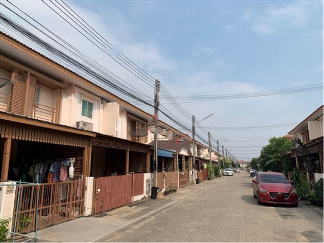 ขายทาวน์เฮ้าส์  หมู่บ้านไอลีฟ ทาวน์ พระราม 2 กม.14 สมุทรสาคร (PKK03-05716)