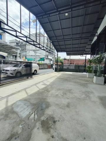 ให้เช่าโฮมออฟฟิศ 2 ชั้น พื้นที่ 360 ตารางเมตร ย่านสุทธิสาร ลาดพร้าว 64