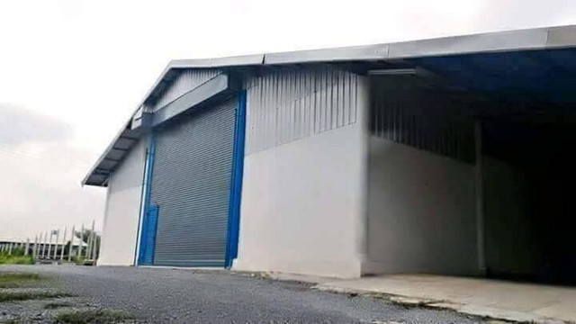 ให้เช่าโกดังผังสีชมพู รับน้ำหนักได้ 25 ตัน พร้อมออฟฟิศ 640 ตร.ม. ติดถนนใหญ่ 4 เลน อ.เมือง ถ.บ้านแพ้ว-นครปฐม 