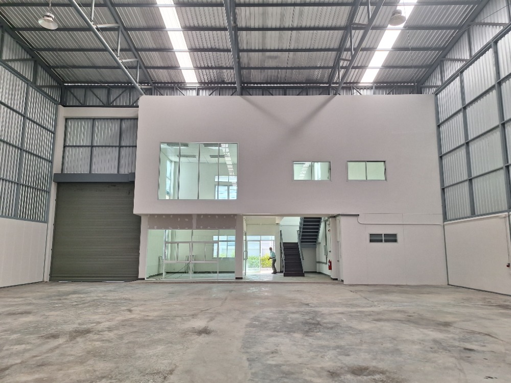 ให้เช่าโกดังขนาดใหญ่ พื้นที่ใช้สอย 2,604 ตารางเมตร อำเภอพระนครศรีอยุธยา