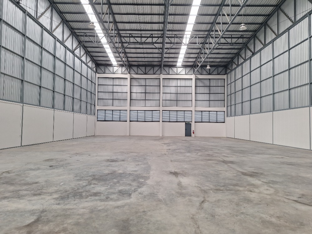 ให้เช่าโกดังขนาดใหญ่ พื้นที่ใช้สอย 2,604 ตารางเมตร อำเภอพระนครศรีอยุธยา