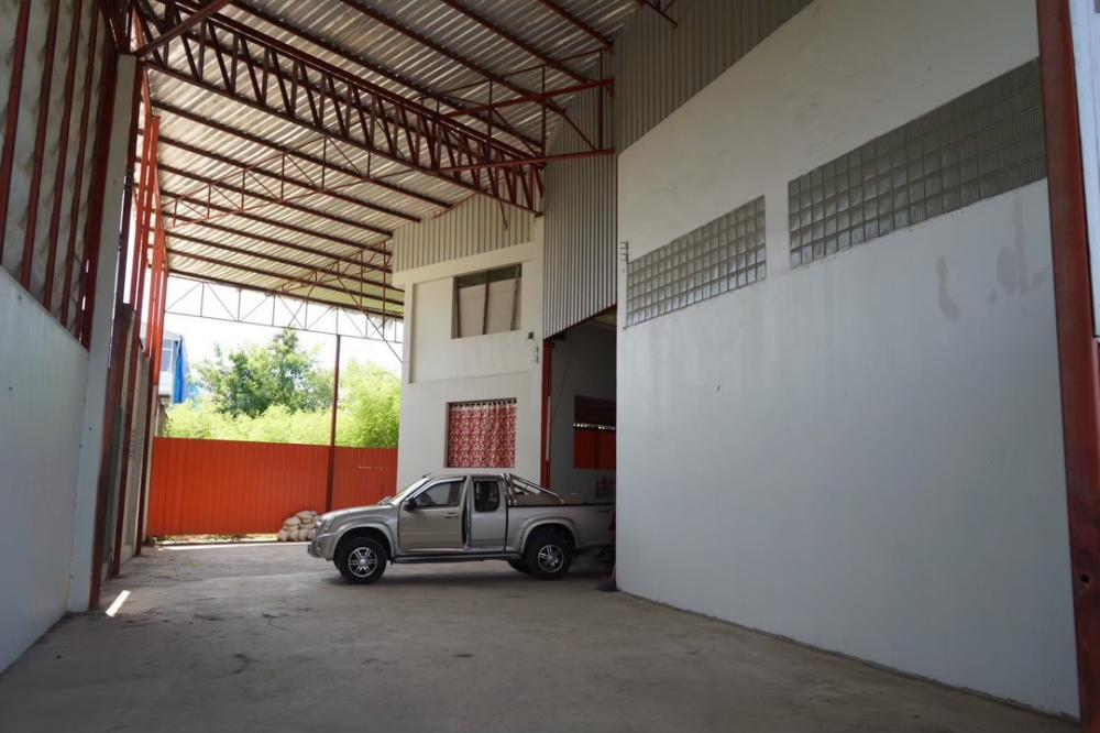 ให้เช่าโกดังห้องเก็บของพร้อมสำนักงานออฟฟิศ 480 ตารางเมตร   ติดถนนเพชรเกษม อำเภอเมืองนครปฐม จังหวัดนครปฐม