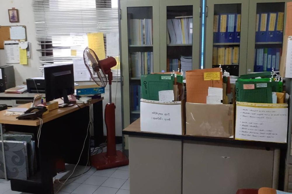 ให้เช่าอาคารพาณิชย์ 4 ชั้น 2 คูหา เนื้อที่ 22  ตารางวา  10 ห้องนอน 5 ห้องน้ำ ใกล้สถานี BTS ปากน้ำ ประมาณ 500 ม. 