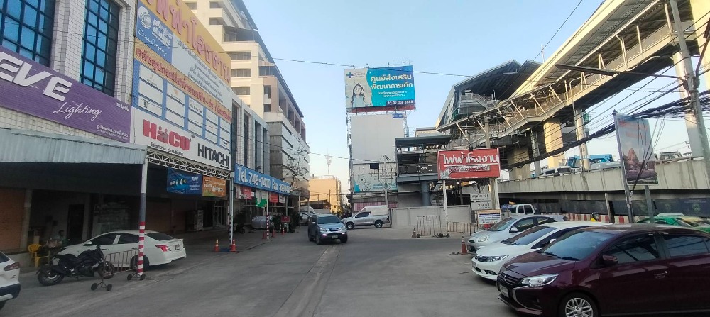 เช่า/ขายโฮมออฟฟิศ 4.5 ชั้น 4 ห้องนอน  4 ห้องน้ำ ซ.ลาซาล58 ใกล้สถานี MRT ศรีลาซาล