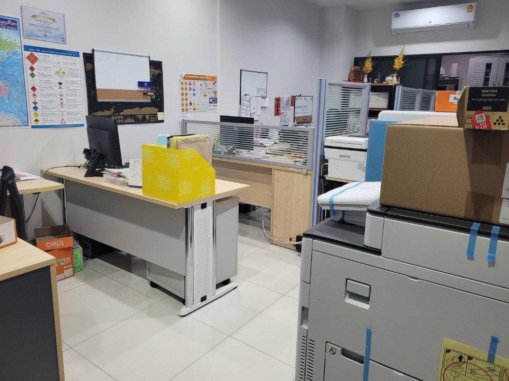 ให้เช่าทาวน์โฮม 3 ชั้นเนื้อที่ 18 ตารางวา  3 ห้องนอน 3 ห้องน้ำ  โครงการบ้านกลางเมือง ลาดพร้าว-เสรีไทย