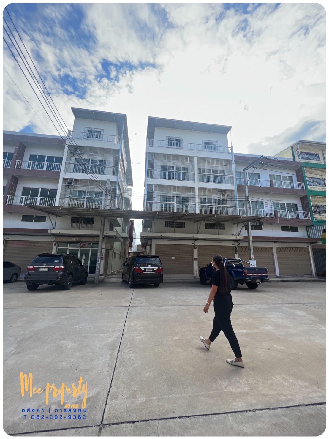 1 คูหา แปลงมุม 16.7 ตร.ว. 4.5 ชั้น ต่อเติมเต็มทุกชั้น พร้อมอยู่ ใกล้สำเพ็ง2 ฟรีของแถมกว่า10 รายการ