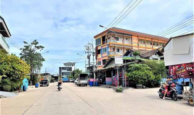 ขายทาวน์เฮ้าส์  อำเภอเมืองสมุทรสาคร สมุทรสาคร (PKK03-05541)