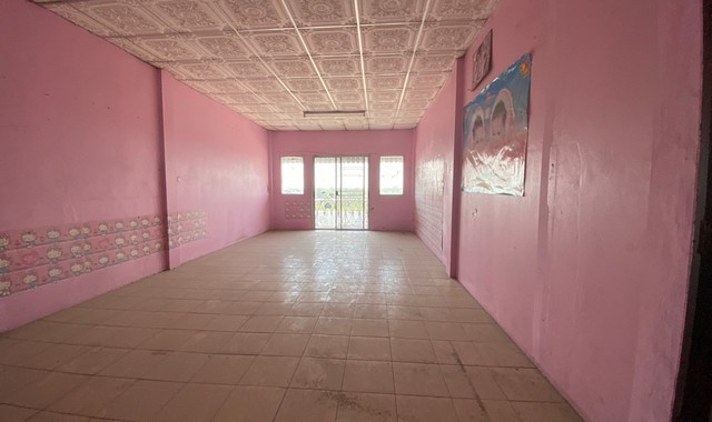 ขายอาคารพาณิชย์   อำเภอเมืองสมุทรปราการ   สมุทรปราการ (PKK04-05839)